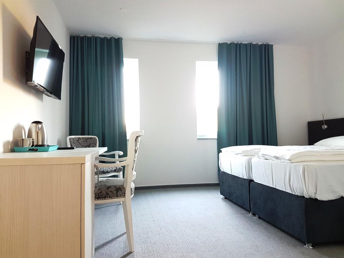 Hotel Sax Gracanica Gracanica  Eksteriør billede